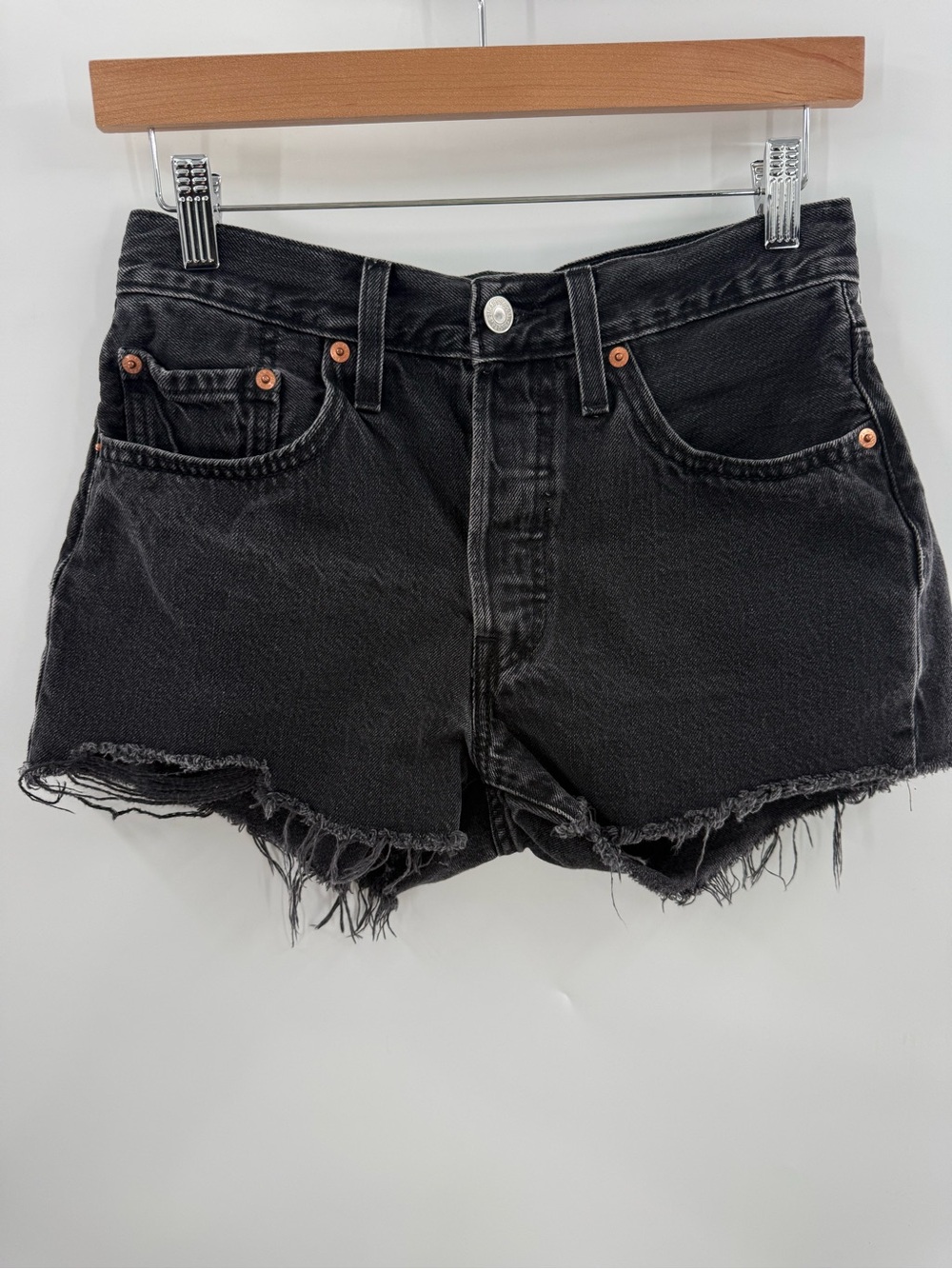 Levi’s 501 Cut Off Jean Shorts Classic Black Booty Shorts Button Fly Size 26 - Picture 2 of 12